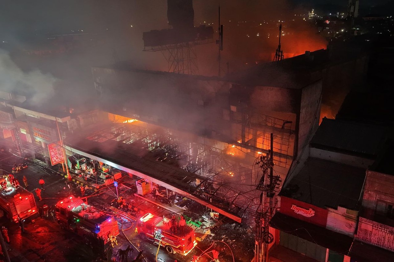 Rita Pasaraya Terbakar: Kisah yang Mengubah Ritme Belanja Cilacap